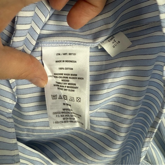 Kirkland Signature Men Light Blue Pinstripe Button Down Shirt Sz M - Picture 4 of 8